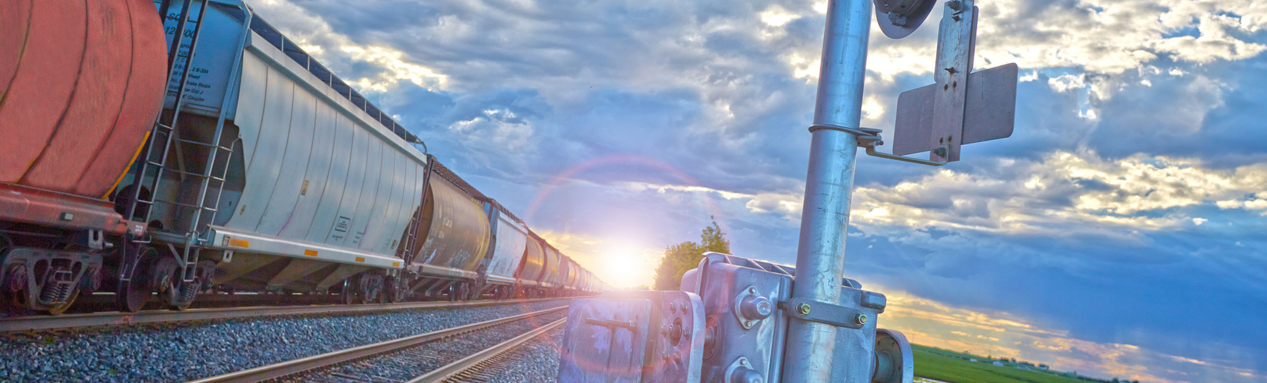 Leica ComBox60 Key Visual - Monitoring of Railway Structure